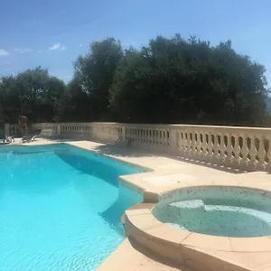 https://les-vidauban.fr-provencehotel.com
